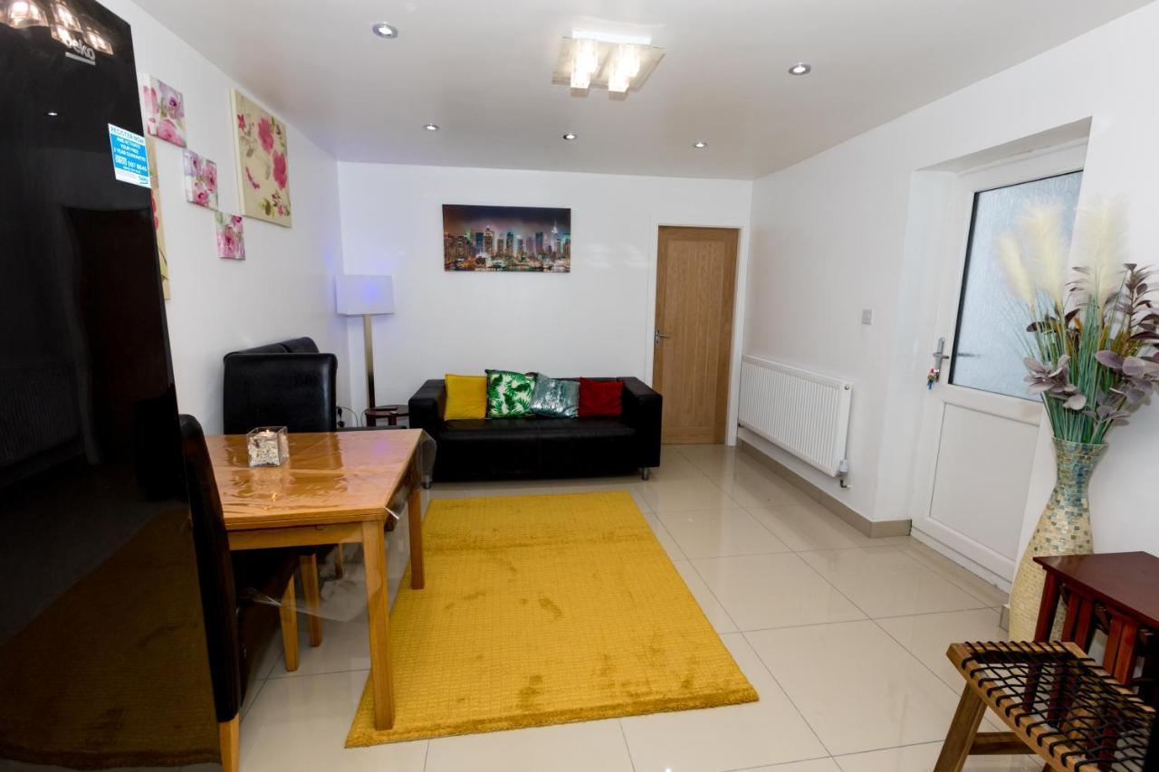 Comfortable Stay In Shirley, Solihull - Room-2 Eksteriør bilde