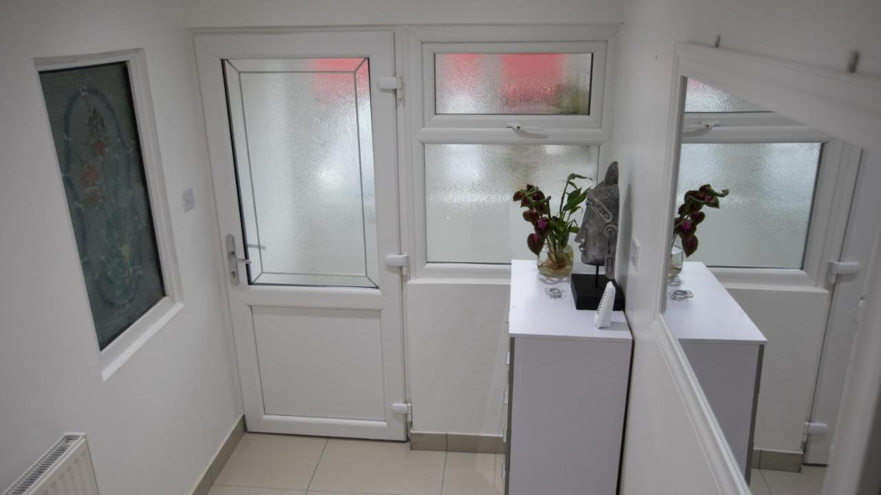 Comfortable Stay In Shirley, Solihull - Room-2 Eksteriør bilde